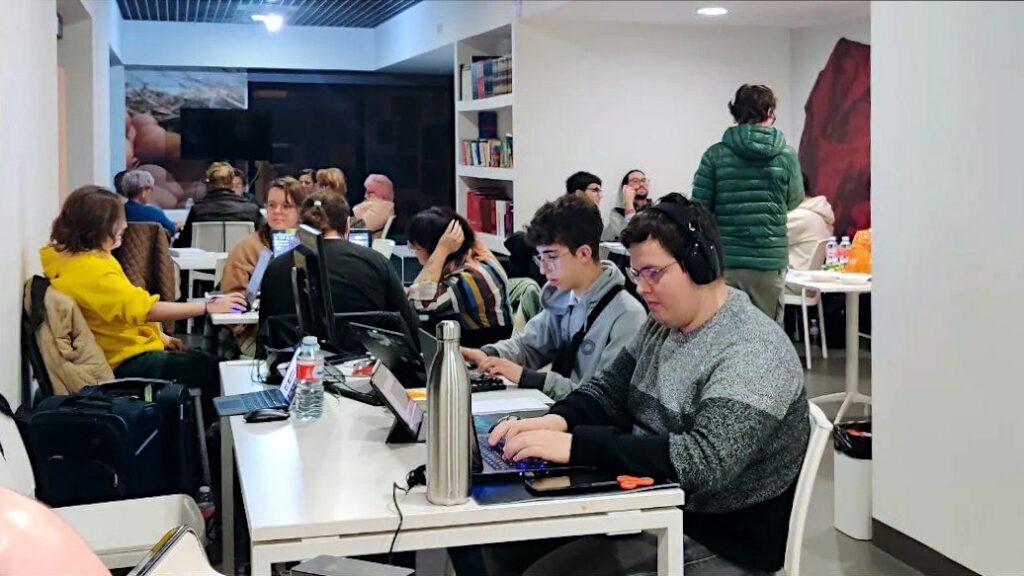 Imaxe da edición anterior da HobbyPont Global Game Jam
Participantes da sesión